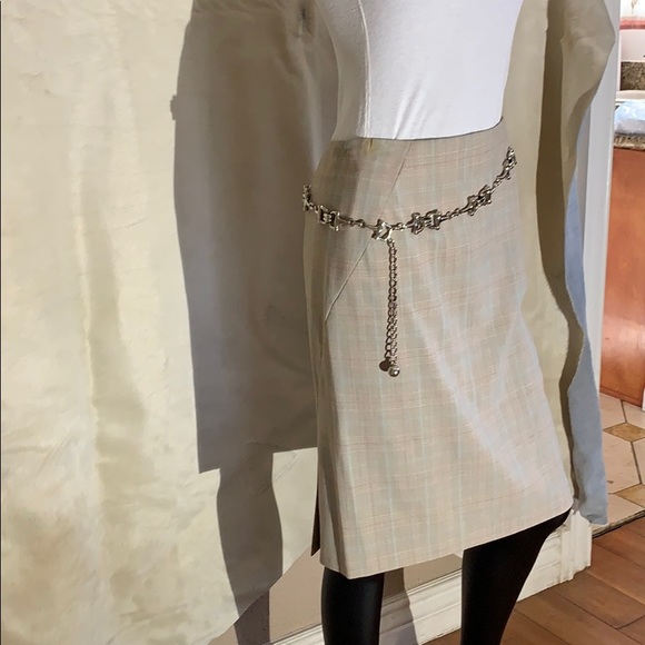 Express - Picture 2 of 5